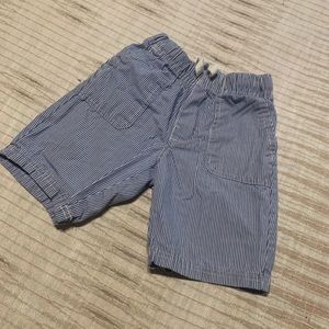 Carter's shorts, NWOT toddler boys size 5